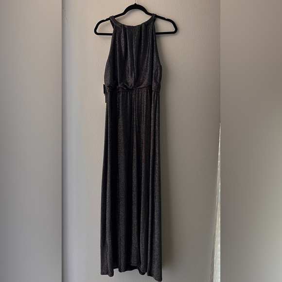 NWT Robbie Bee Sleeveless Maxi Dress, Small, Silver size M - Picture 2 of 6